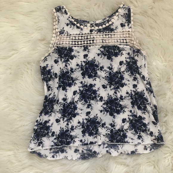 Teen Bundle 😍 - Picture 6 of 8